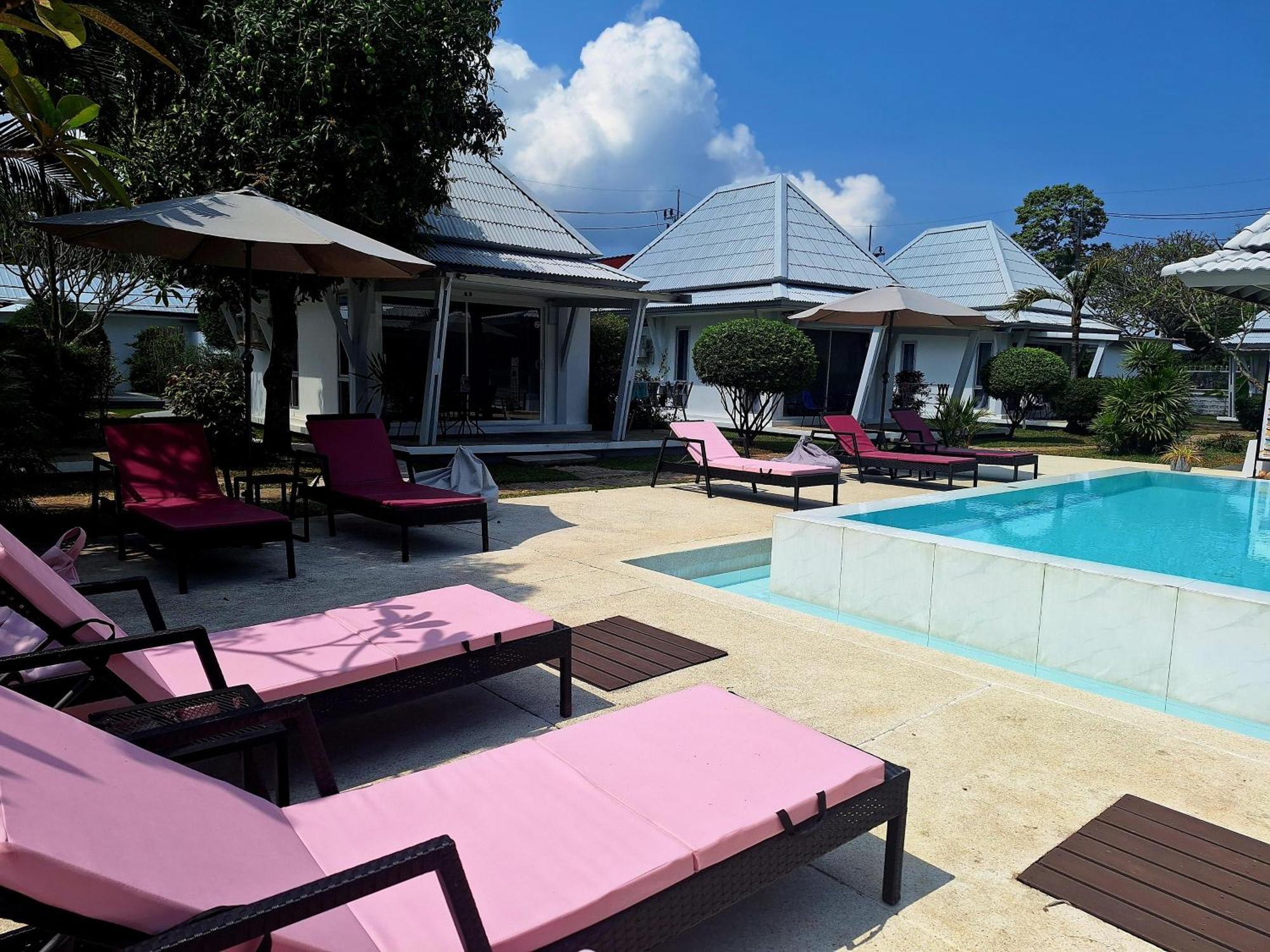 Thiptara Resort - Adults Only Menam-part Kültér fotó